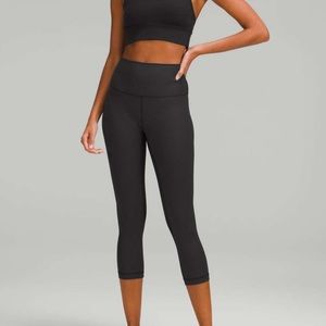 Lululemon align high rise crop in black polka dot emboss, size 2